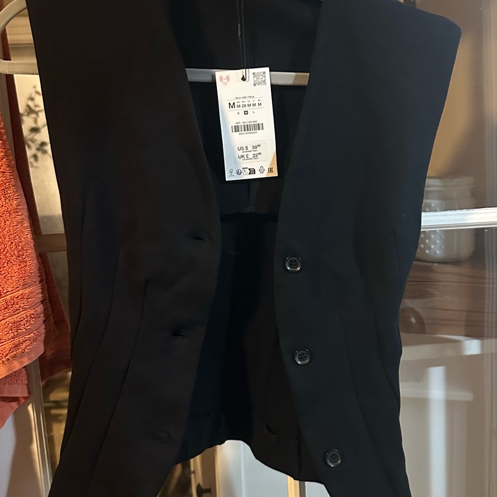 Zara Black Buttoned Vest Top